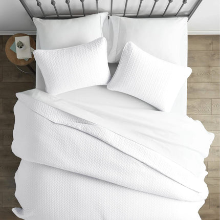 3-Piece Set: Herring Quilted Coverlet