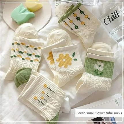 5-Pairs: Stylish Retro Floral Socks
