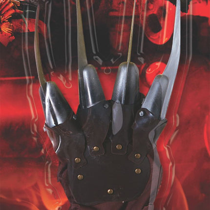 A Nightmare on Elm Street: Freddy Krueger Plastic Quality Glove