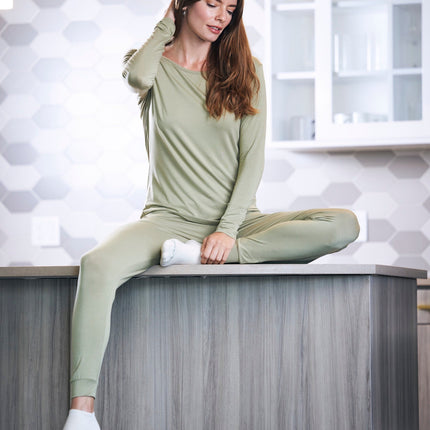 Women's Bamboo Lounge Set - Long Sleeve T-Shirt and Jogger Pants