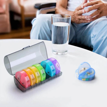 7 Day Pill Box With Carrying Case