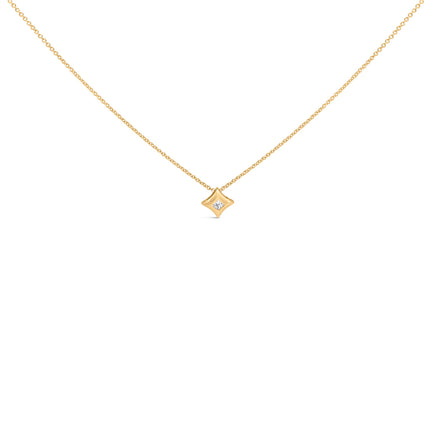 10K Yellow Gold 1/5 Cttw Bezel Set Princess Diamond Kite Shaped Solitaire Pendent Necklace