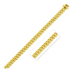 22 / Yellow Gold