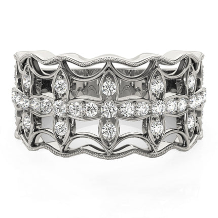 Diamond Studded Four Leaf Clover Motif Ring in 14k White Gold (1/4 cttw)