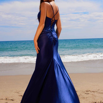 Nox Anabel E1488 Luxurious Shiny Satin Material A Sweetheart Neckline & Slit