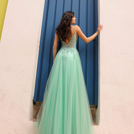 Nox Anabel Q1391 Long A-Line Sweetheart Lace Applique Tulle Gown