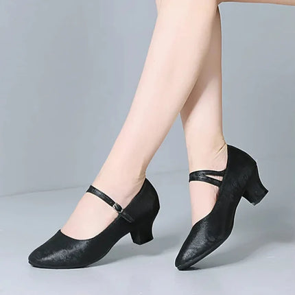 The Stardust Blossom Chinoiserie Dance Pump – Vintage Latin & Cabaret Heel