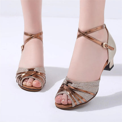 The Stardust Riviera Retro Heel – Vintage Cabaret Dance Pump