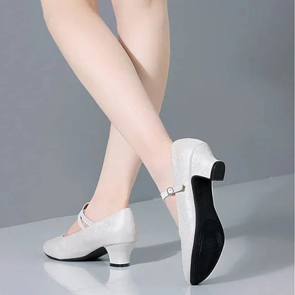 The Stardust Blossom Chinoiserie Dance Pump – Vintage Latin & Cabaret Heel