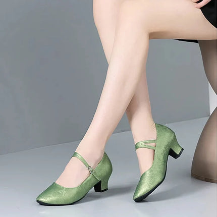 The Stardust Blossom Chinoiserie Dance Pump – Vintage Latin & Cabaret Heel