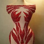 Red / M