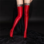 Red / M