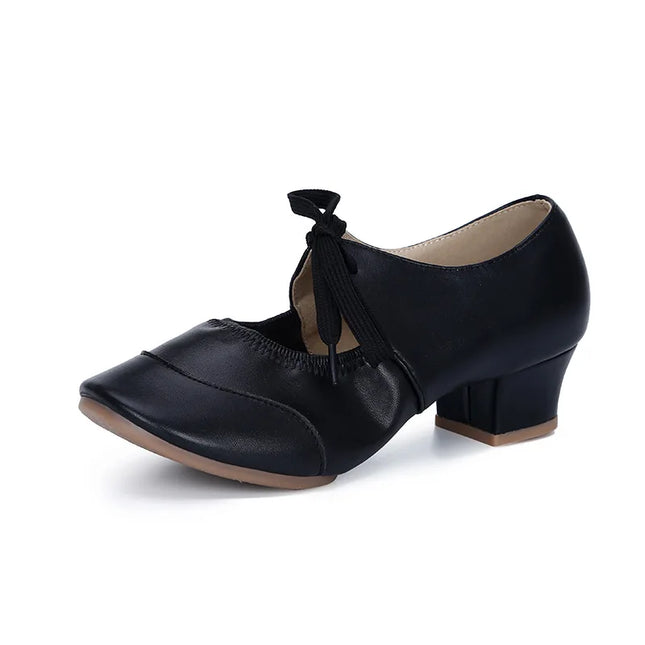 The Stardust Studio Oxford – Classic Lace-Up Practice Heel