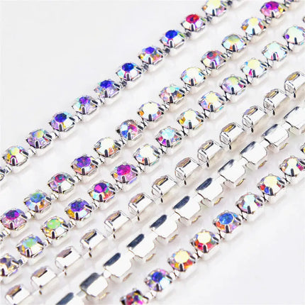 The Stardust Sparkle Claw – Premium Glass Crystal Strass Rhinestone Trim