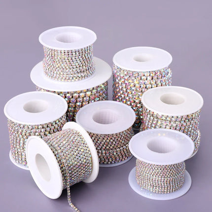 The Stardust Sparkle Claw – Premium Glass Crystal Strass Rhinestone Trim