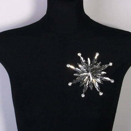 Large Luxury Rhinestone Star Brooch