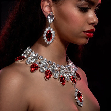 Rhinestone Water Drop Pendant Necklace & Earring Set