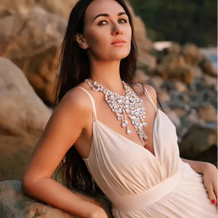 Rhinestone Waterdrop Necklace