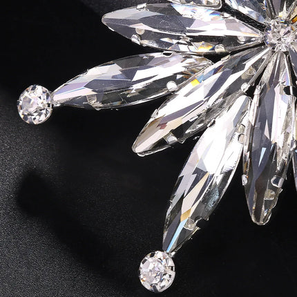 Large Luxury Rhinestone Star Brooch