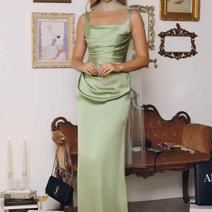 CLEARANCE - Amoris T729 Sleek Satin Adjustable Straps Fitted Gown (Size M)