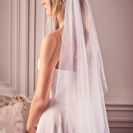 Pearl Drops Fingertip Veil