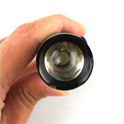 CREE XML T6 2000 Lumen Zoomable 3 Mode Focus LED Waterproof Flashlight