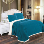 Queen / Teal