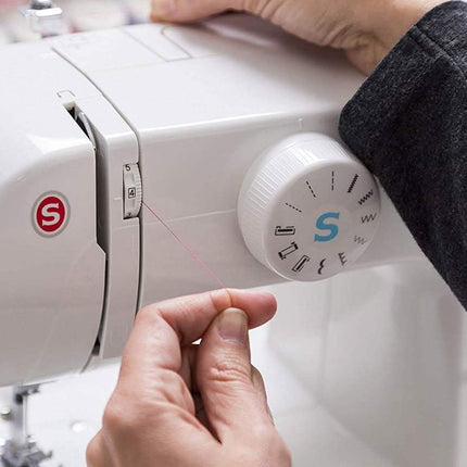 Singer Sewing Machine Start 1304 with 6 Built-In Stitches (Refurbished)