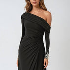 Black / 2