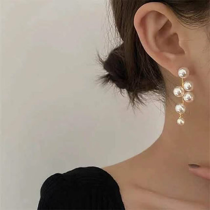 Women's Pearl Alloy Stud Earrings